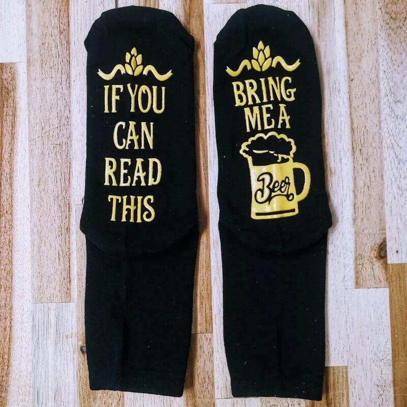 Socks "If You Can Read This Bring Me A Cold Beer" - iKegger | Mini Keg & Beer Growler System